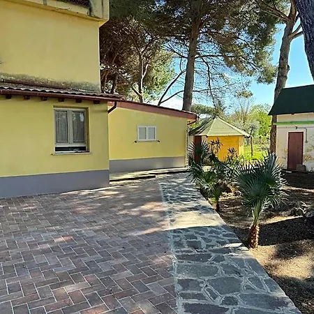 Paradiso Szálloda *